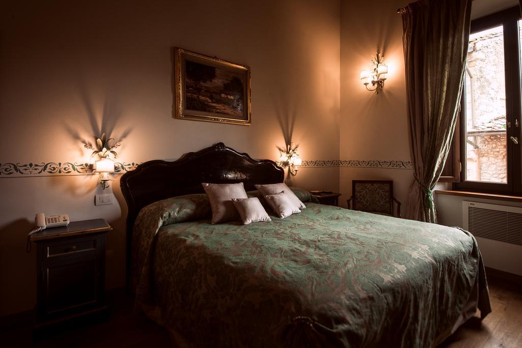 Palazzo Pacini Hotel Colle Val D'Elsa Luaran gambar