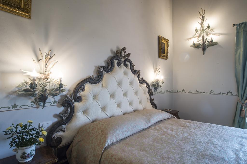 Palazzo Pacini Hotel Colle Val D'Elsa Luaran gambar