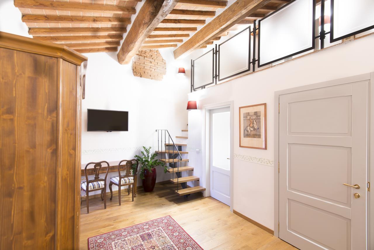 Palazzo Pacini Hotel Colle Val D'Elsa Luaran gambar
