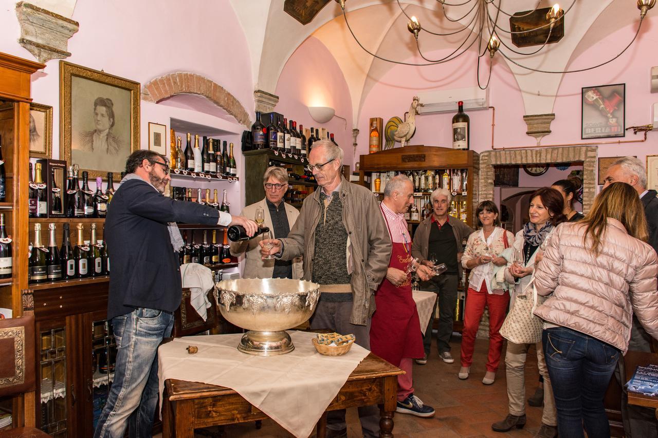 Palazzo Pacini Hotel Colle Val D'Elsa Luaran gambar