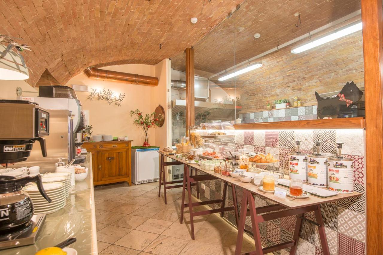 Palazzo Pacini Hotel Colle Val D'Elsa Luaran gambar